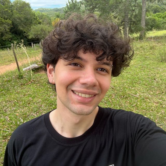 Foto do diretor administrativo-financeiro da EJ